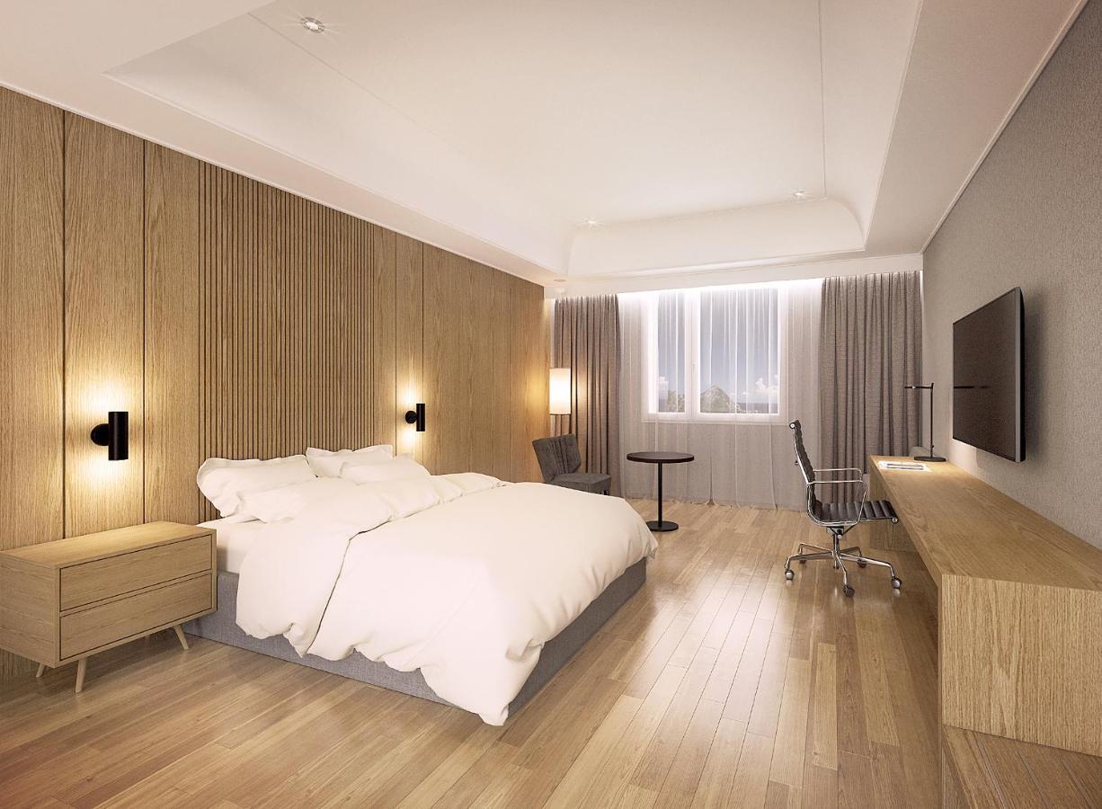 Crown Hotel Changwon Exterior photo