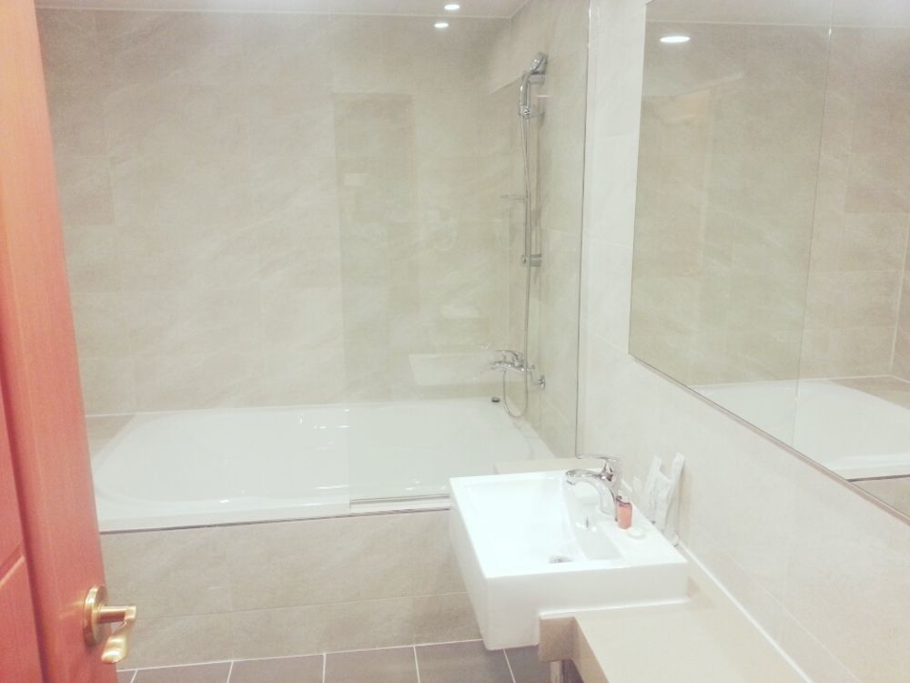 Crown Hotel Changwon Exterior photo