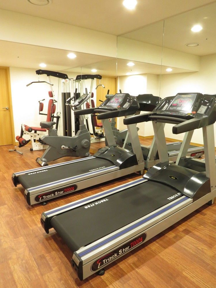 Crown Hotel Changwon Exterior photo
